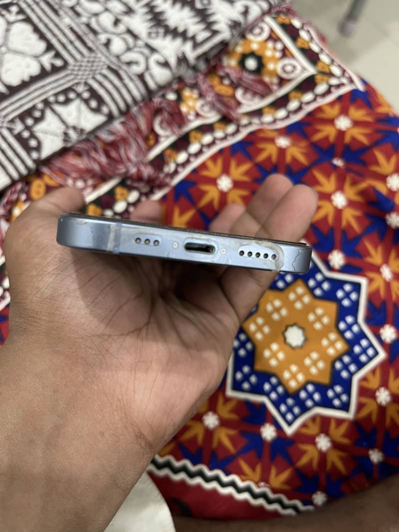 Apple iPhone 14 2