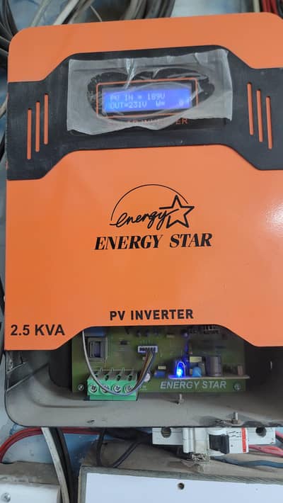 solar inverter 2.5kw only 2 month used all ok