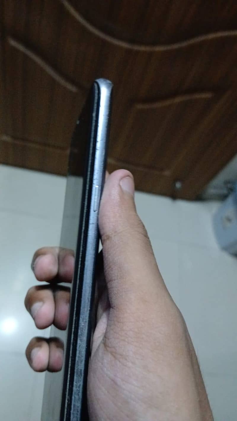 Samsung S8 Plus 3