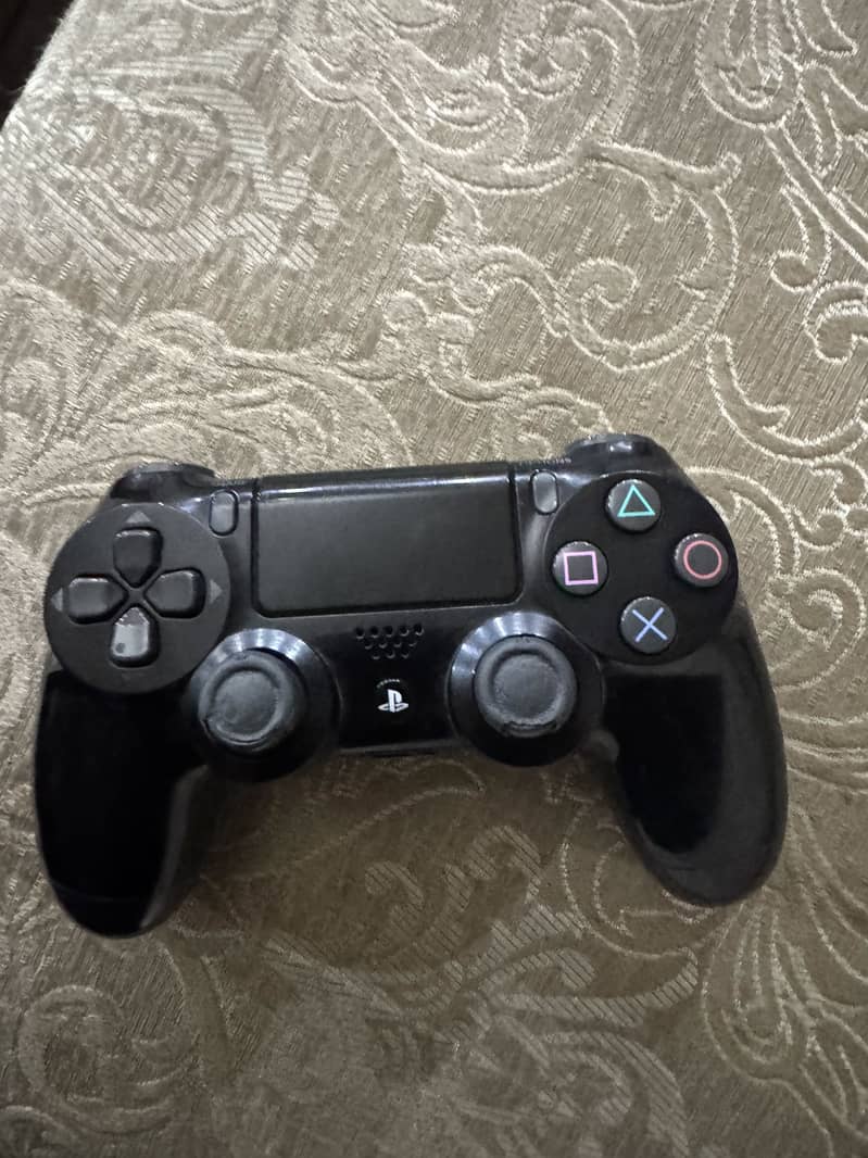 Ps4 Slim 1