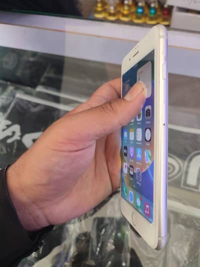 Apple iPhone 8 Plus