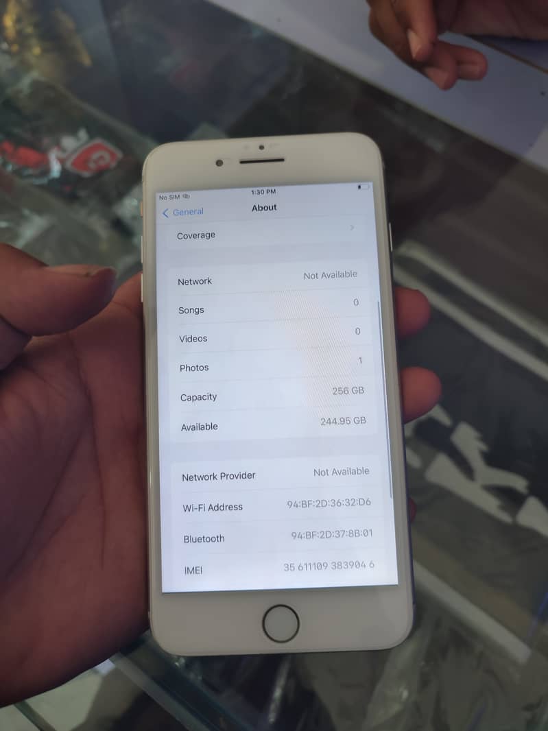 Apple iPhone 8 Plus 1