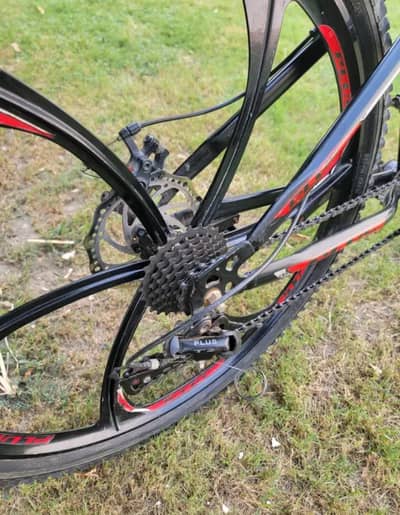 Alloy rim cycle
