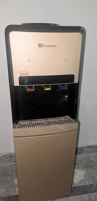 Dawlance Hot and Cold Water Dispenser