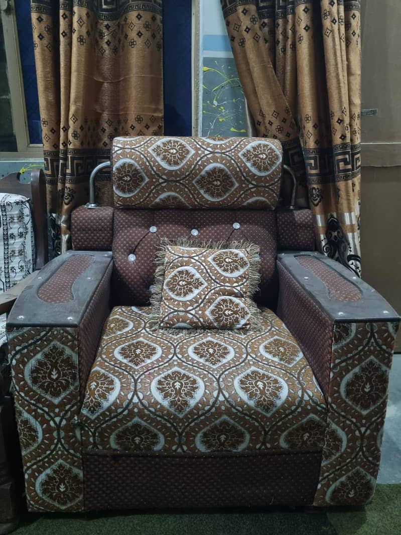 5 seater wood sofaa set 1