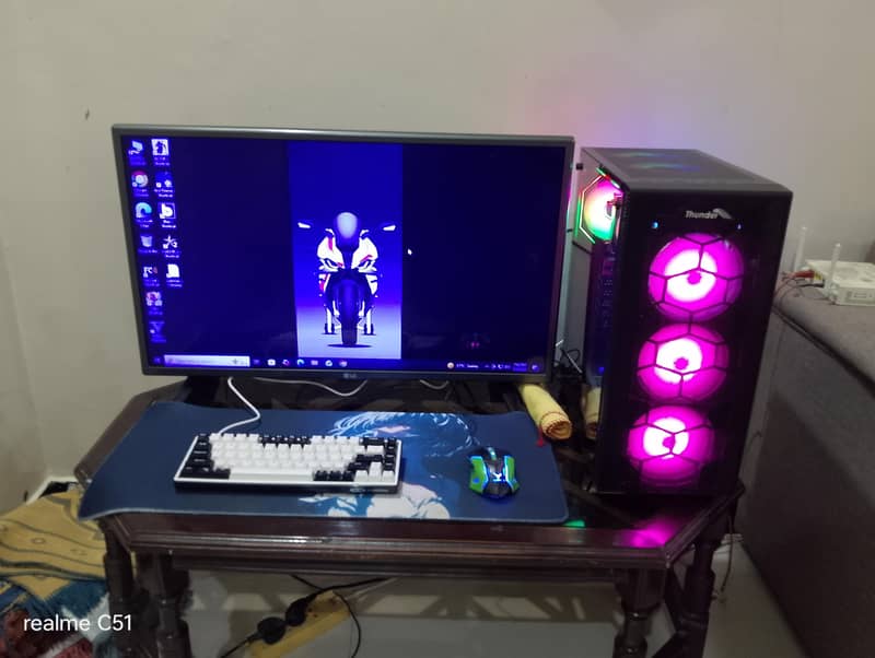 Full Gaming Setup 0