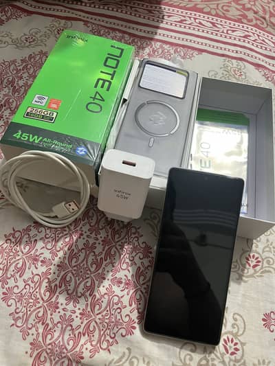 Infinix Note 40 8 256 in mint condition complete