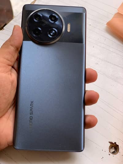 Tecno Spark 20 Pro Plus  8/256