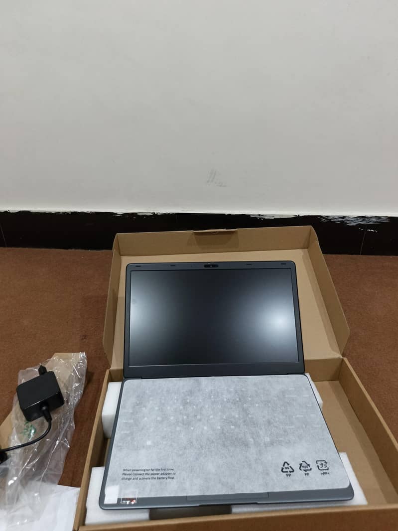 LAPTOP 0
