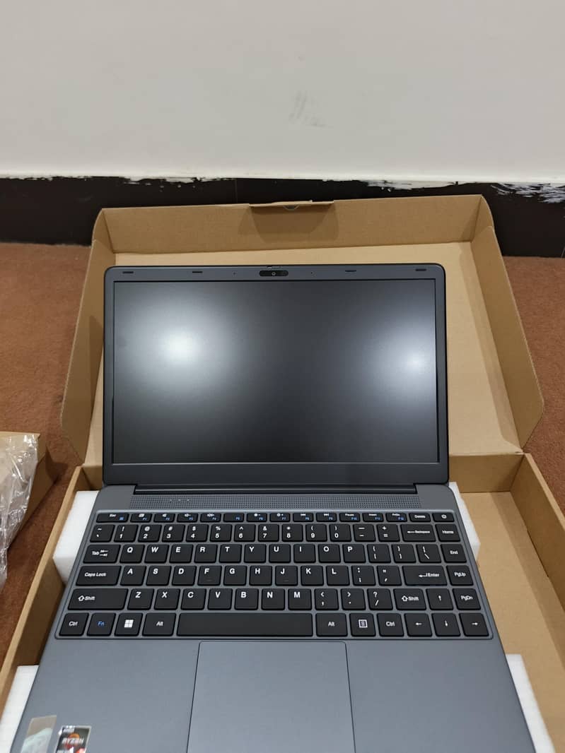 LAPTOP 1