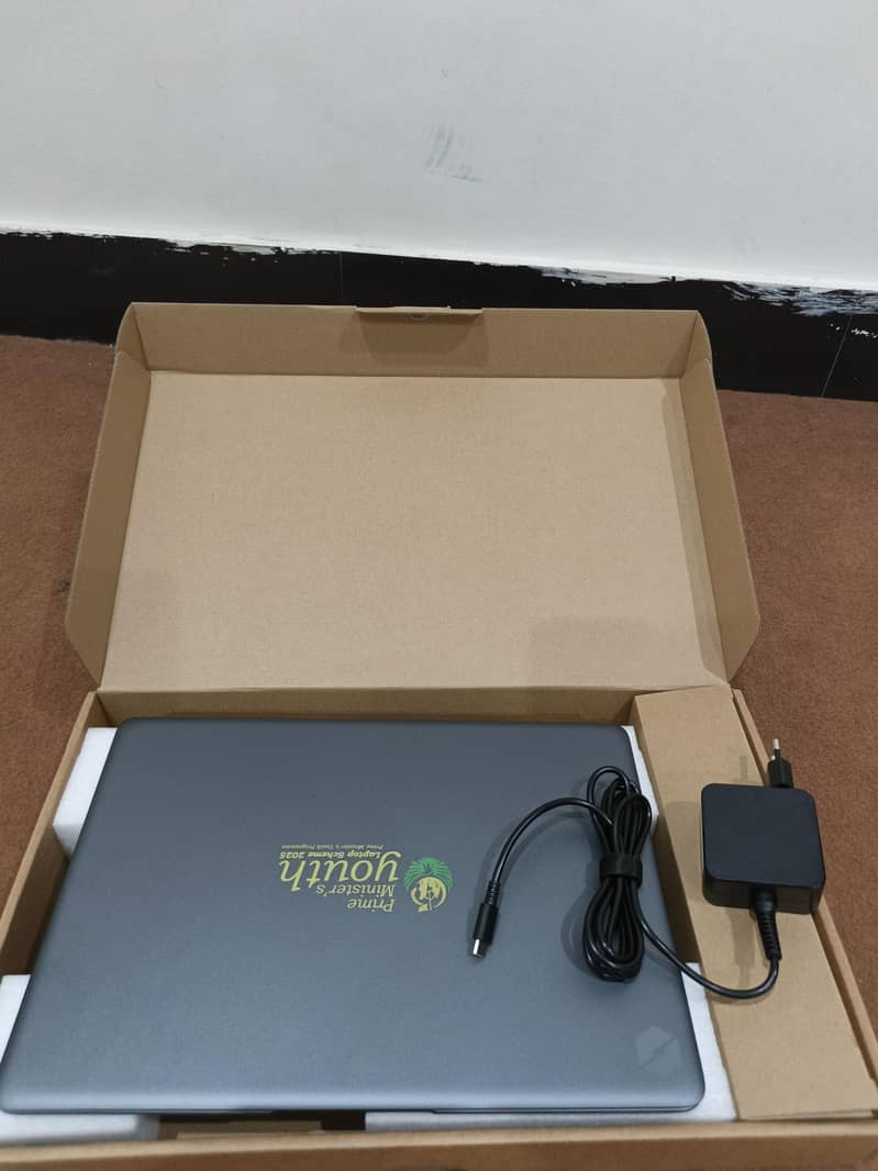 LAPTOP 3