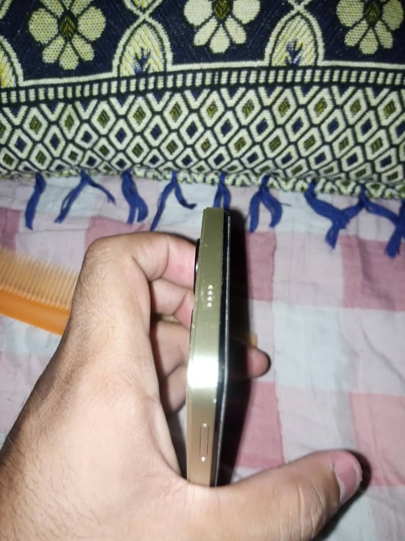 Tecno Spark Go 2