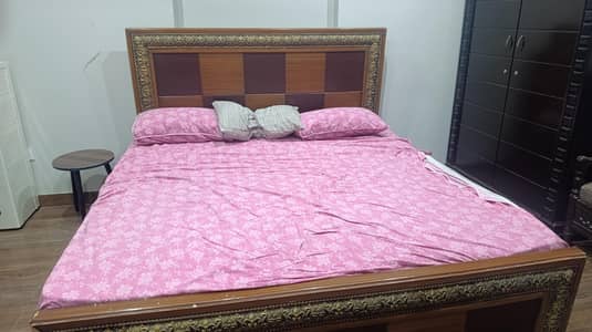 Used King Size Double Bed
