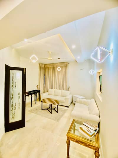 1 Kanal Fully Furnished Luxury House for Rent in DHA