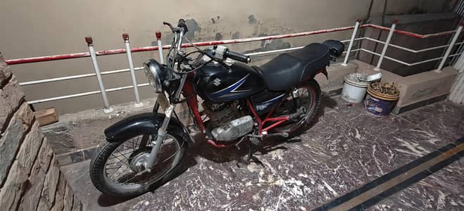 Suzuki GS 150