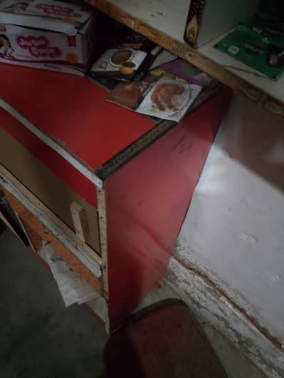lays stand big size.      2 shop counter       3 reks4/8