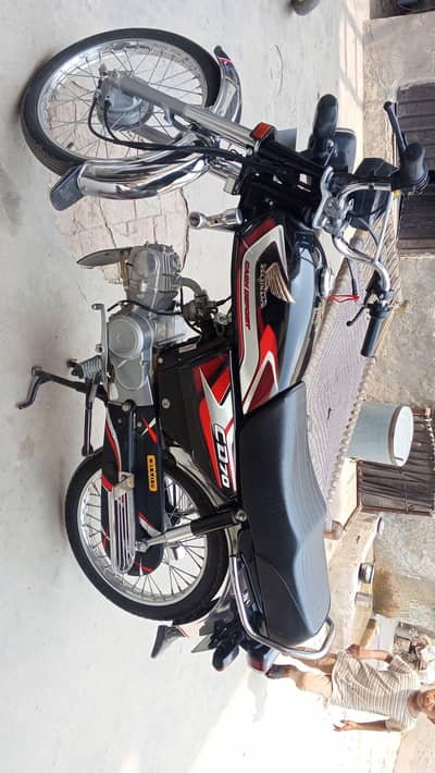 Bike for sale  model 2025 new condition no fault