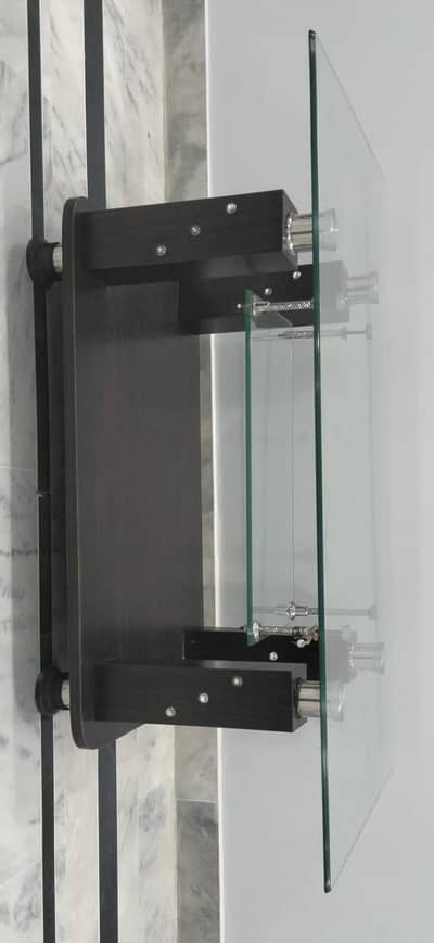 extraordinary stylish glass table.