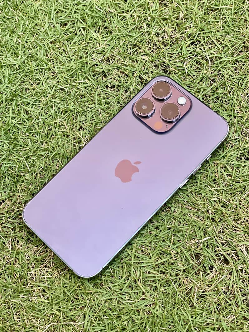 Apple iPhone 14 Pro Max 0