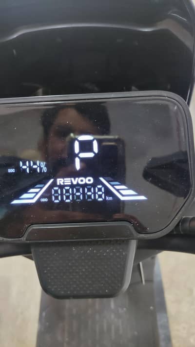 revoo bike brand new . . .