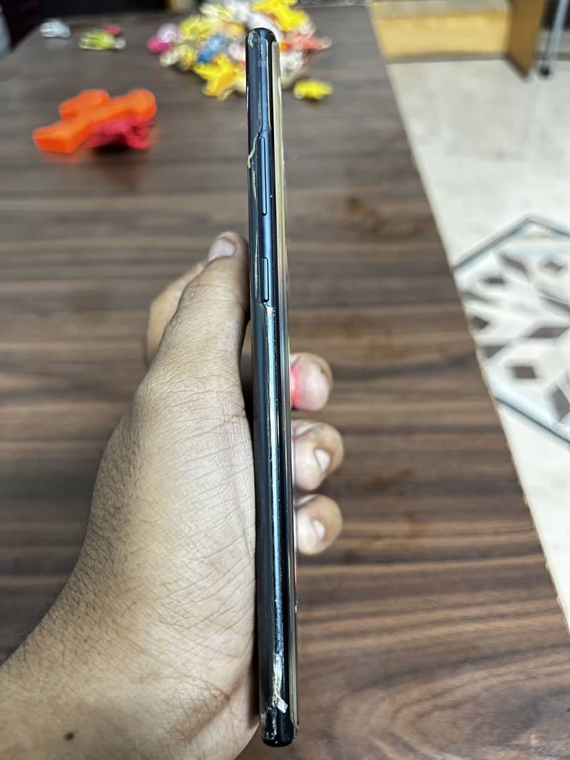 Samsung Mobile Note 10 Plus 3