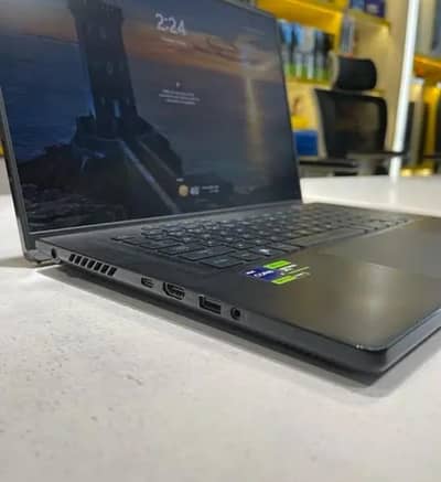 ASUS ROG Zephyrus M16 Model: GU604VI
