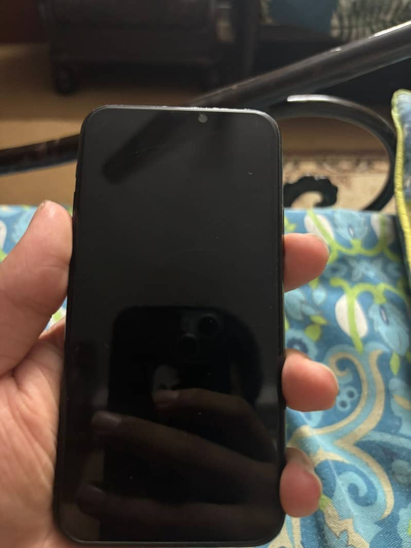 iPhone 11 Pro 4