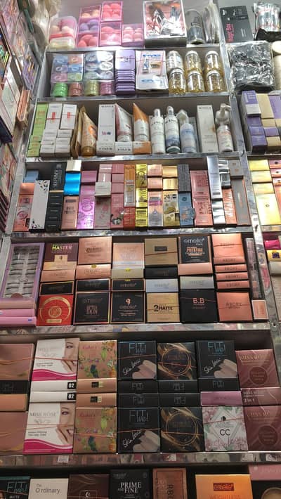 We deal in all kinds of jewellery sets necklaces & Cosmetics