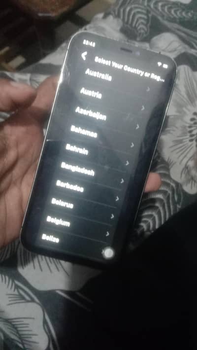 Apple iPhone 12 Pro icloud locked