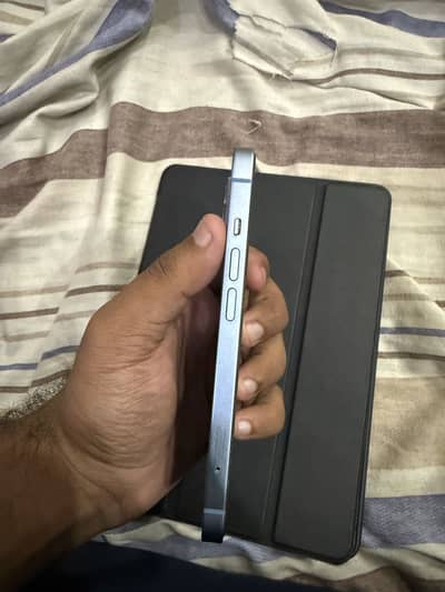 Iphone 14 factory unlocked
