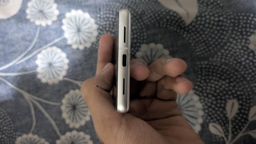 Google Pixel 7 2