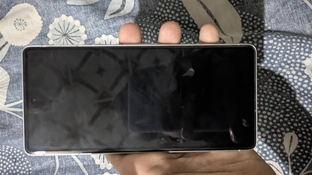 Google Pixel 7 5