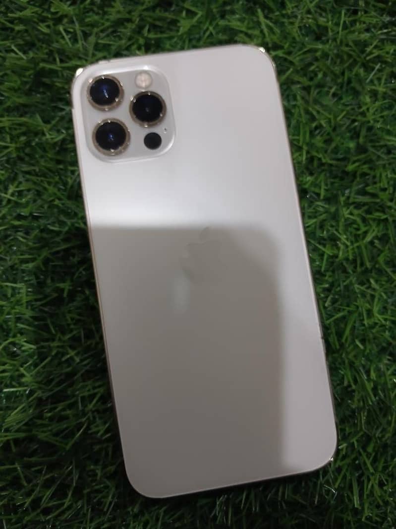 Iphone 12 pro 3