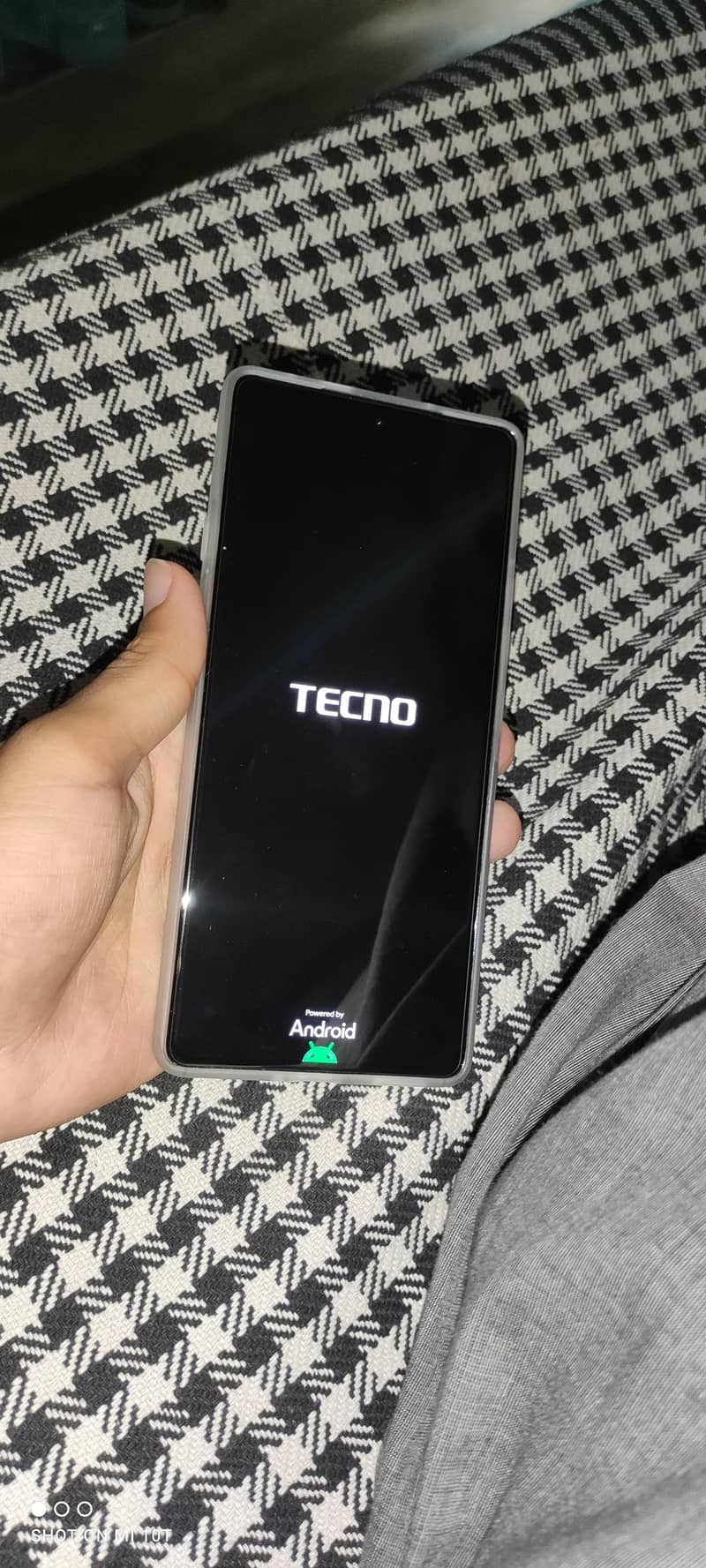 Tecno CAMON 40 1