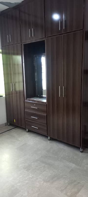5 marla 2nd floor for rent