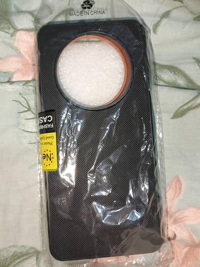 2 covers Reno 12F Back cover also used in Redmi 14c