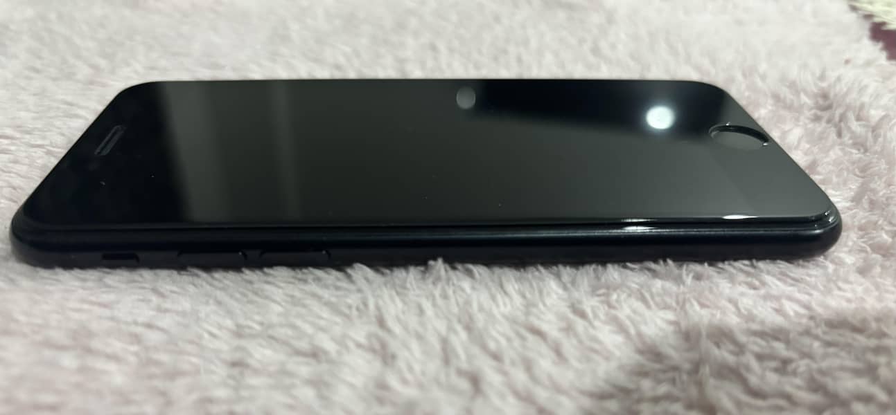 Apple iPhone SE 2