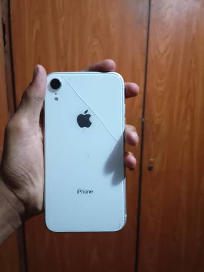 Apple iPhone XR urgent sale