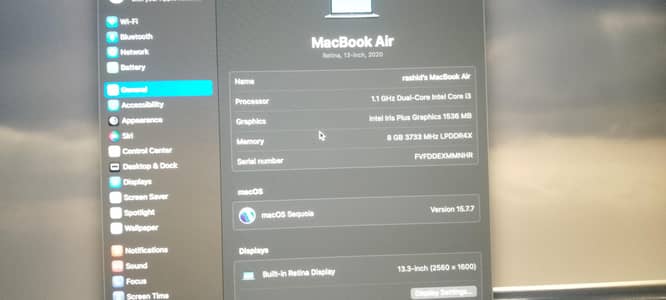 Mac book air interl i3 2020 8 GB 256 SSD - super low cycle count 119