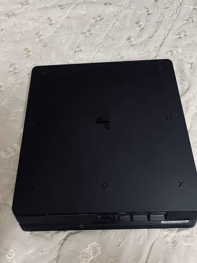 PS4 slim