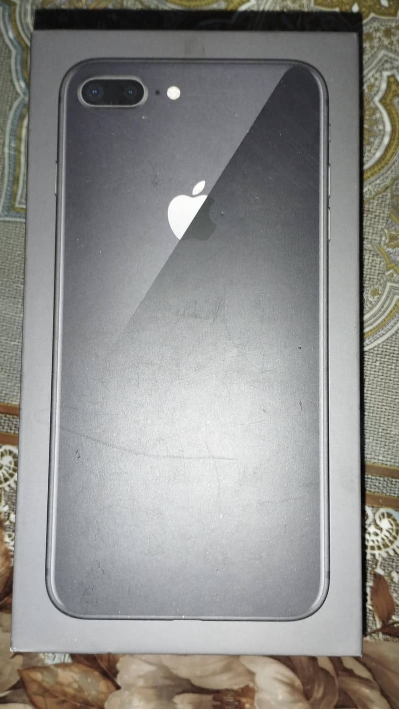 Apple iPhone 8 Plus 7