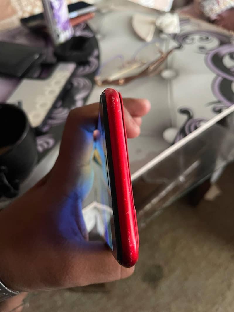 Apple iPhone 8 Plus 6