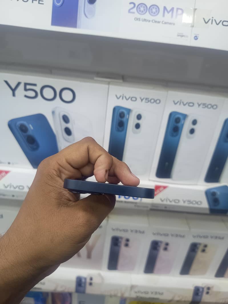 iPhone 13 box pack 4