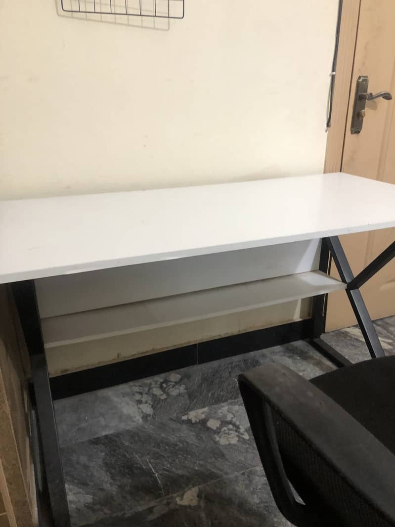 Study/office table 1