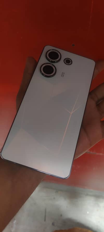 Tecno CAMON 20