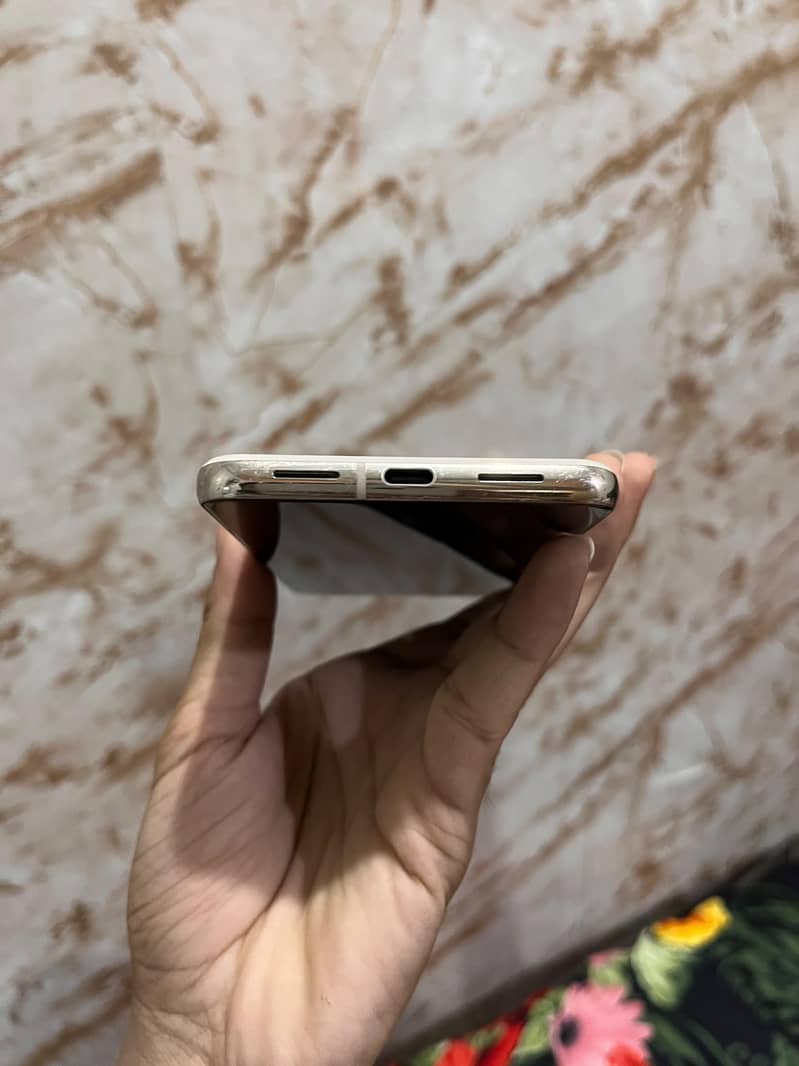 Google Pixel 8 Pro 3