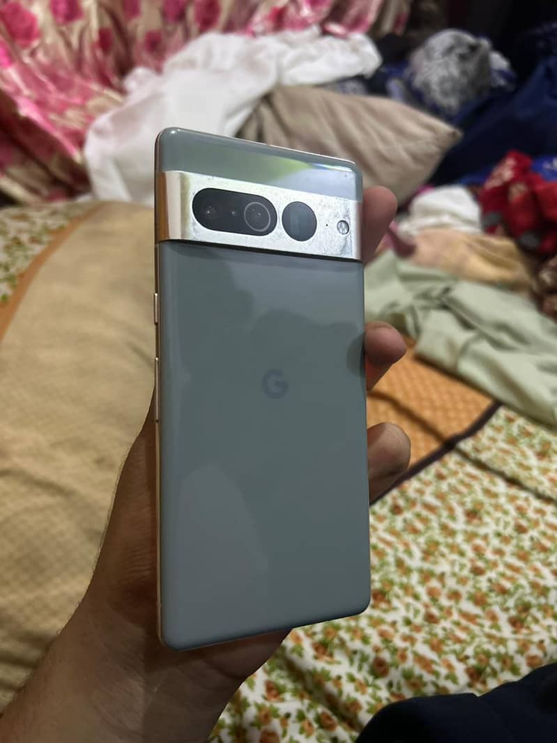 Google Pixel 7 Pro 0