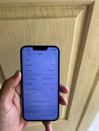 Apple iPhone 13