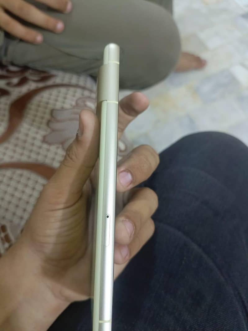 Google Pixel 7 3
