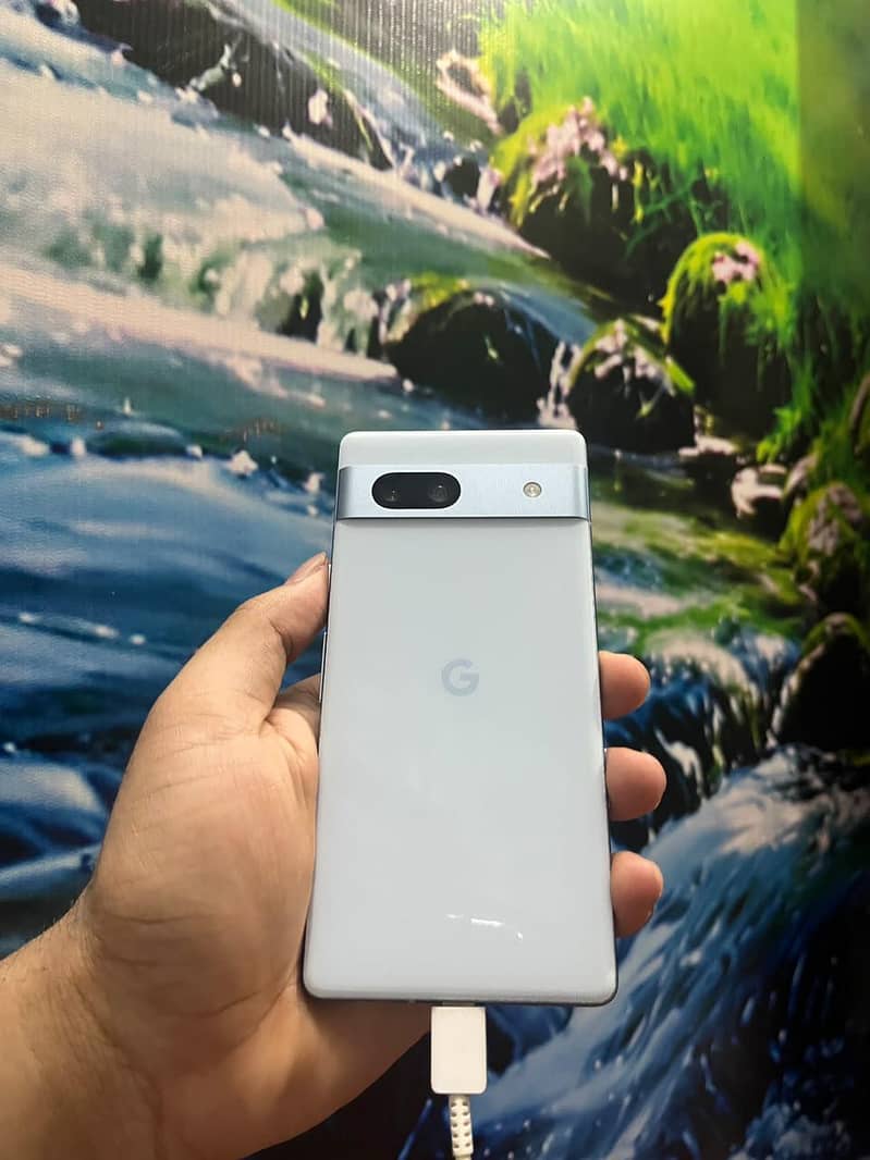 Google Pixel 7a 1
